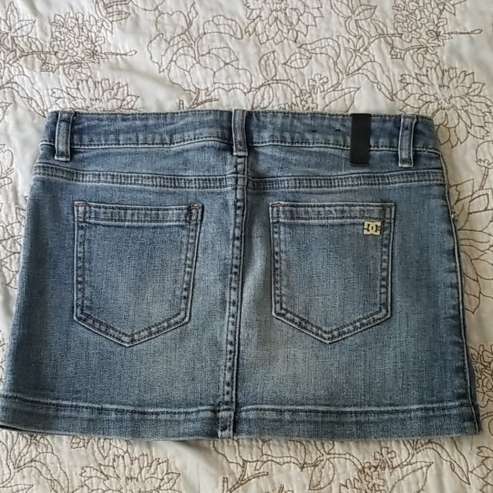 DG denium skirt size 26 - Picture 2 of 3